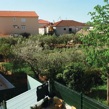 Apartment In 7406 Trogir